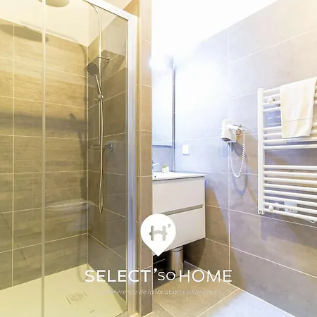Appartement Select'sohome - T2 Pour 4 Personnes Au Cœur De Saint-clair Avec Piscine Et Parking Privé ! - 180sud-b01