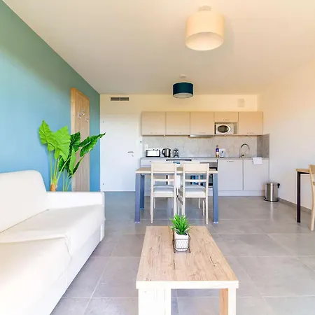 Select'sohome - T2 Pour 4 Personnes Au Coeur De Saint-clair Avec Piscine Et Parking Prive ! - 180sud-b01 * Le Lavandou